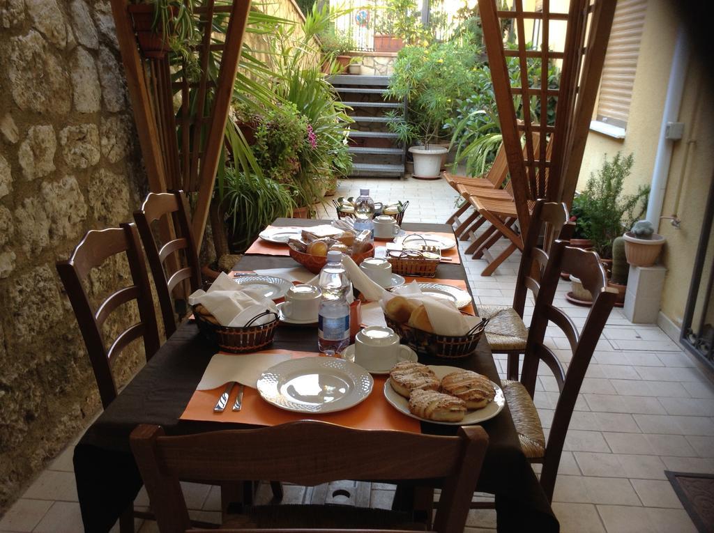 Il Mandorlo Bed & Breakfast อากริเจนโต ภายนอก รูปภาพ