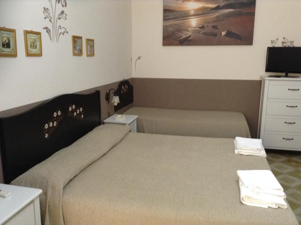 Il Mandorlo Bed & Breakfast อากริเจนโต ภายนอก รูปภาพ