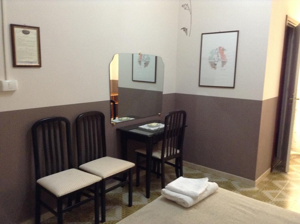 Il Mandorlo Bed & Breakfast อากริเจนโต ภายนอก รูปภาพ