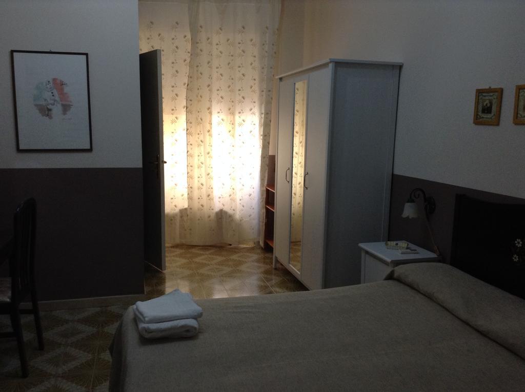 Il Mandorlo Bed & Breakfast อากริเจนโต ภายนอก รูปภาพ