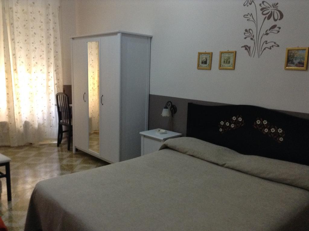 Il Mandorlo Bed & Breakfast อากริเจนโต ภายนอก รูปภาพ