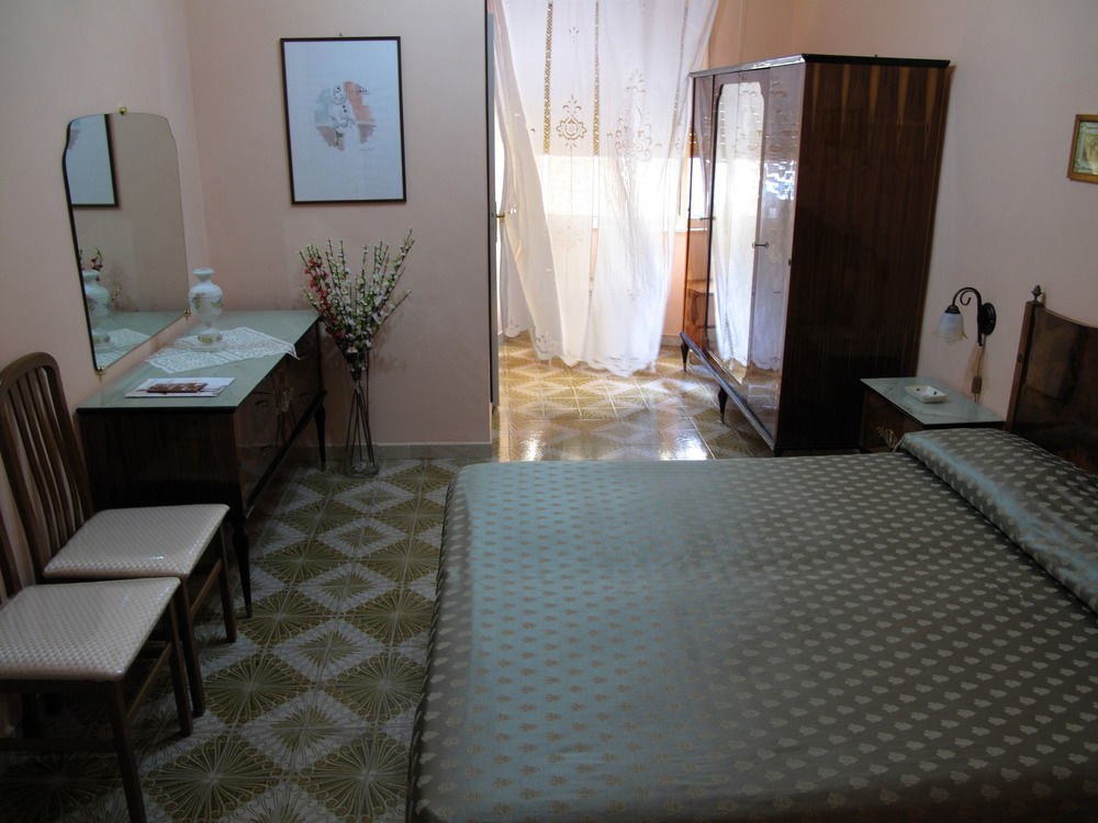 Il Mandorlo Bed & Breakfast อากริเจนโต ภายนอก รูปภาพ
